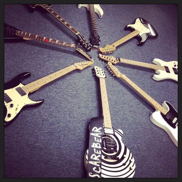 Wheel of guitars