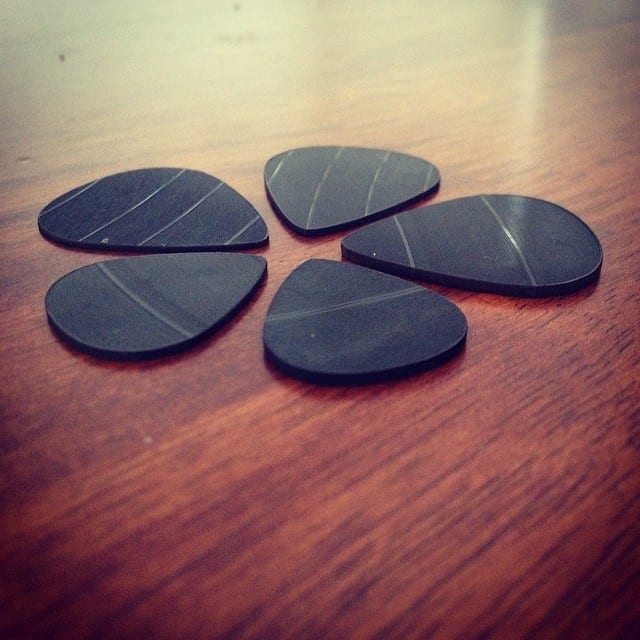 Plectrums of LPs
