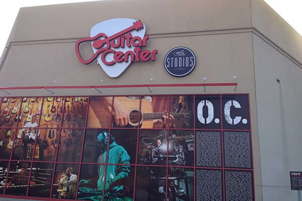 Block at orange rear